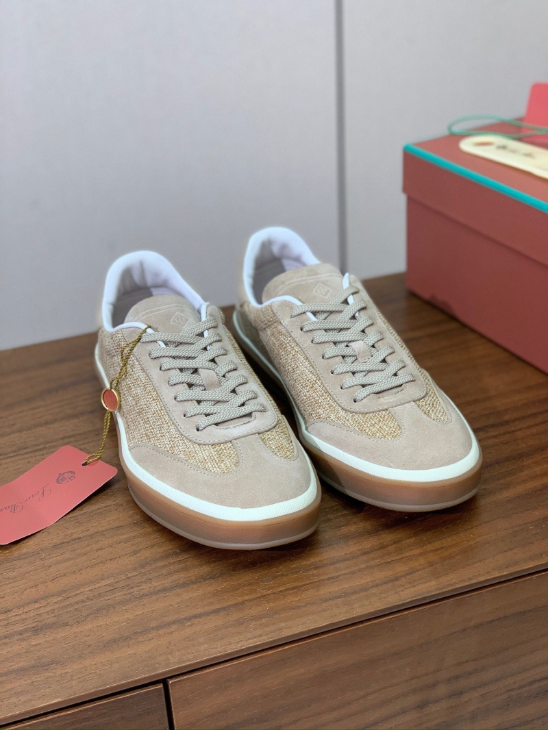 L0r0 P1ana sneakers